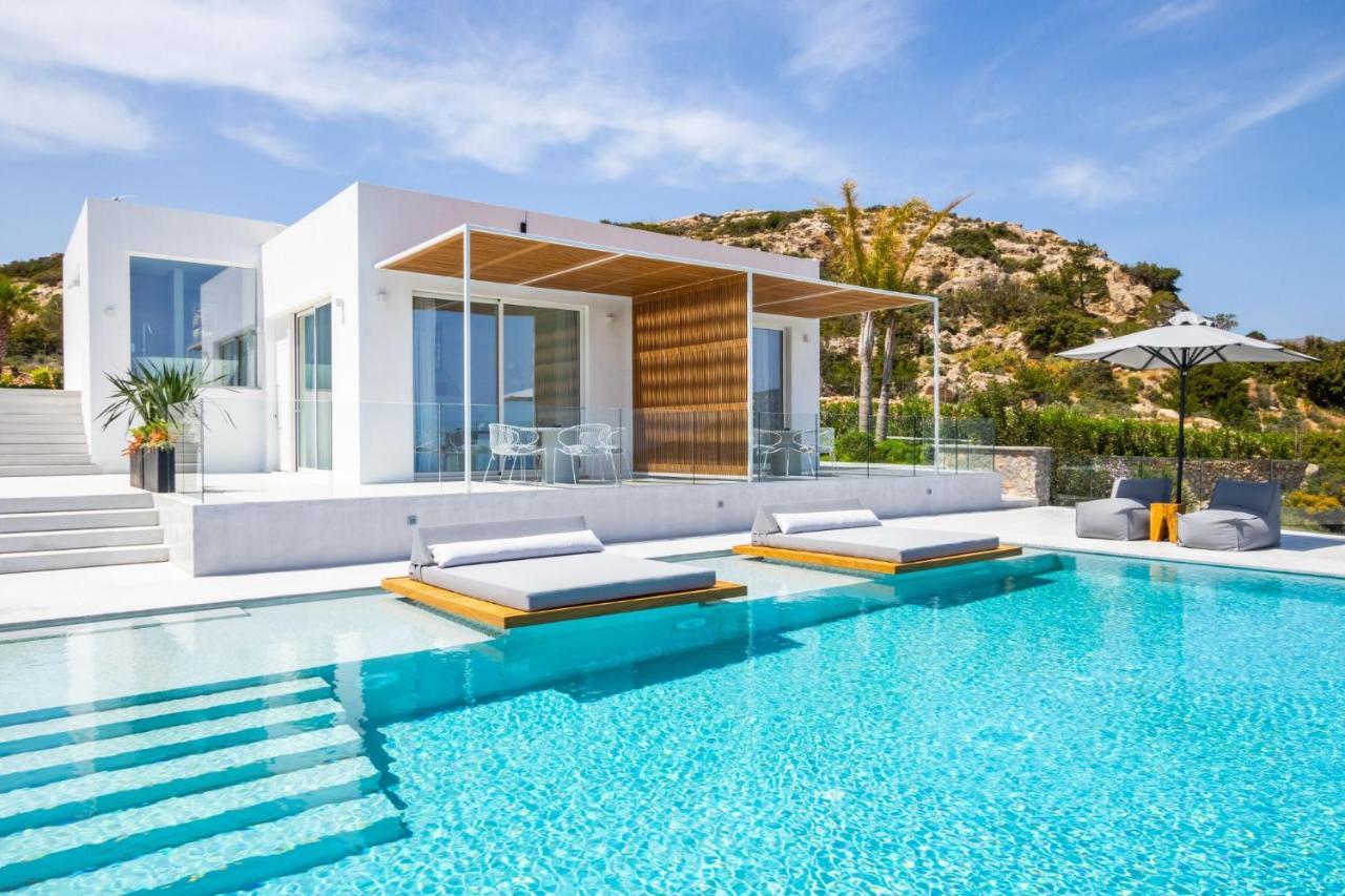 Istia Luxury Villas Cárpatos Exterior foto